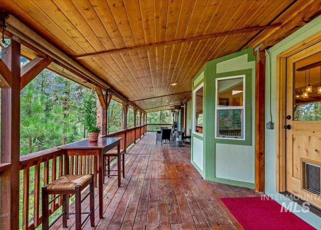 Property at 79 Sunset Loop, Cascade, ID 83611, 4 beds, 3 baths