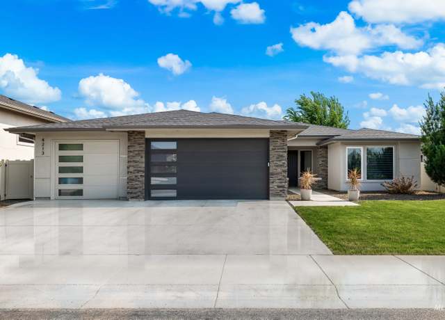 Property at 4213 E Divide Pass St, Meridian, ID 83642, 3 beds, 2.5 baths