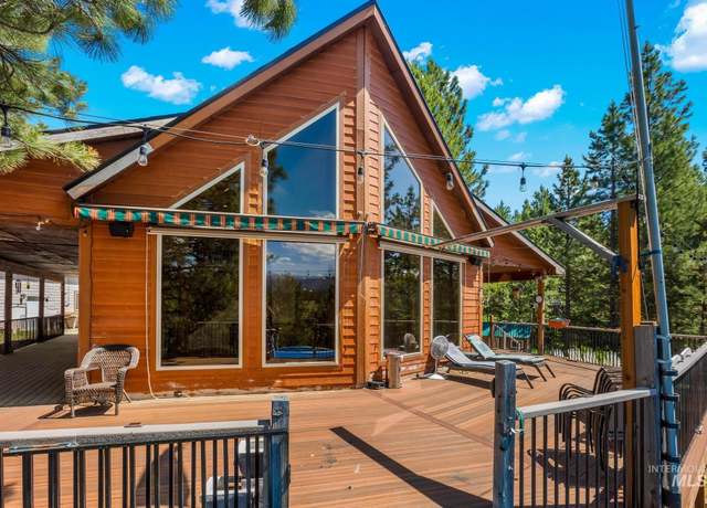 Property at 10389 Gamann Dr, Cascade, ID 83611-5441, 3 beds, 2.5 baths