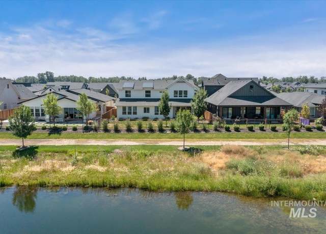 Property at 7722 W Meltwater Ln, Eagle, ID 83616, 5 beds, 3.5 baths