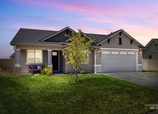 Property at 4875 N Glenrock Ave, Meridian, ID 83646, 3 beds, 2 baths