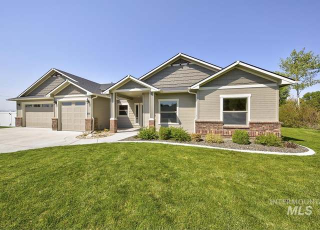 Property at 500 E Fujii Dr, Nampa, ID 83686, 3 beds, 2 baths