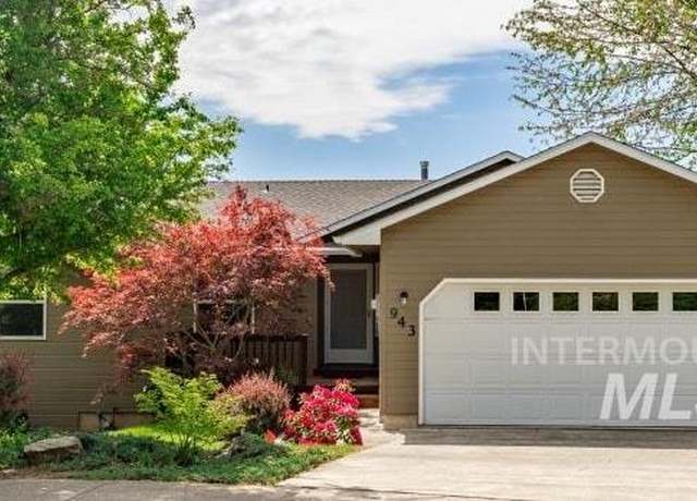 Property at 943 Colt Rd, Moscow, ID 83843, 4 beds, 3 baths