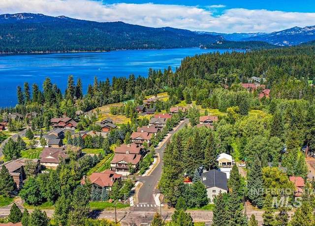 Property at 601 Hemlock St #3, Mccall, ID 83638, 2 beds, 1 bath