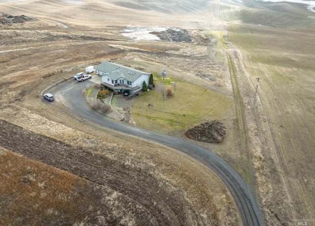 Property at 1491 Sand Rd, Moscow, ID 83843, 4 beds, 3 baths