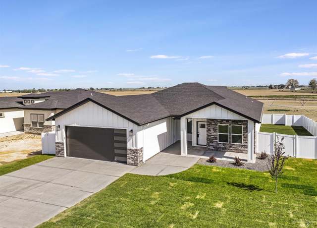 Property at 1012 23rd Ave East, Jerome, ID 83338, 4 beds, 2 baths