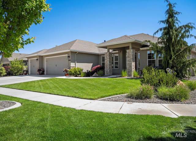 Property at 1366 N Waterbrook Way, Star, ID 83669, 3 beds, 2.5 baths