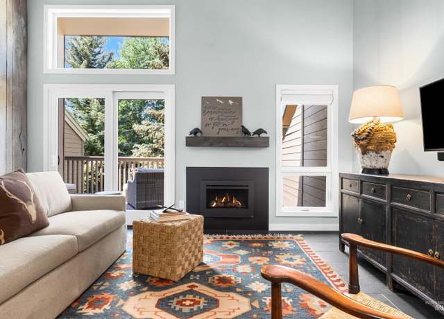 Property at 2226 Bonne Vie Condo Dr, Sun Valley, ID 83353, 2 beds, 2 baths