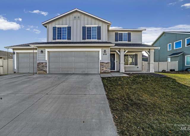 Property at 819 White Tail Dr, Twin Falls, ID 83301, 5 beds, 2.5 baths