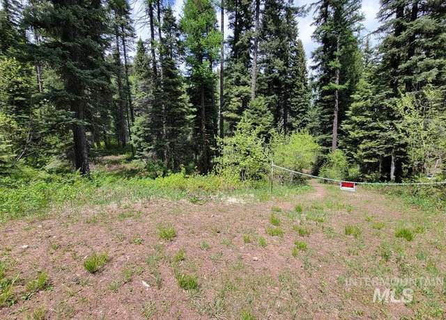 Property at 32 Arling Trl, Donnelly, ID 83615