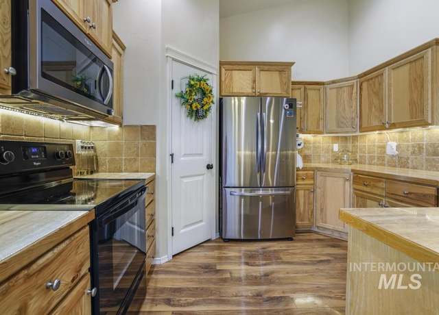 Property at 741 Gregory Way, Twin Falls, ID 83301, 3 beds, 2 baths