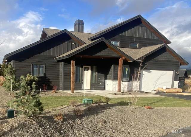 Property at 221 Meadow Lake Ct, Mccall, ID 83638, 3 beds, 3.5 baths