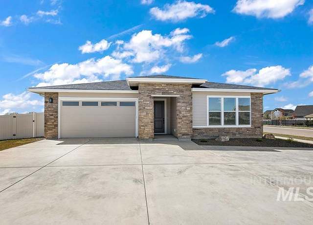 Property at 5801 W Escalante, Eagle, ID 83616, 3 beds, 2.5 baths