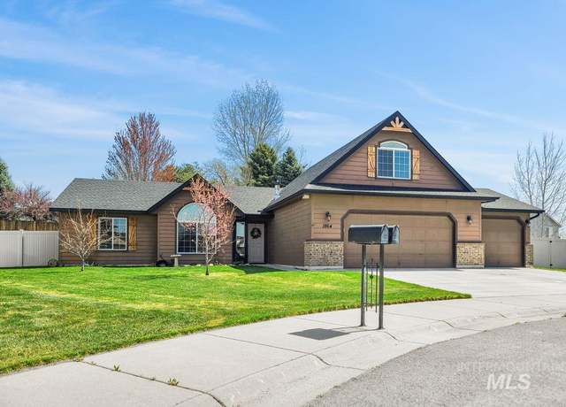 Property at 1864 N Ok Corral Pl, Star, ID 83669-5972, 3 beds, 2 baths