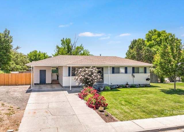Property at 1567 Princeton Dr, Twin Falls, ID 83301, 5 beds, 3 baths