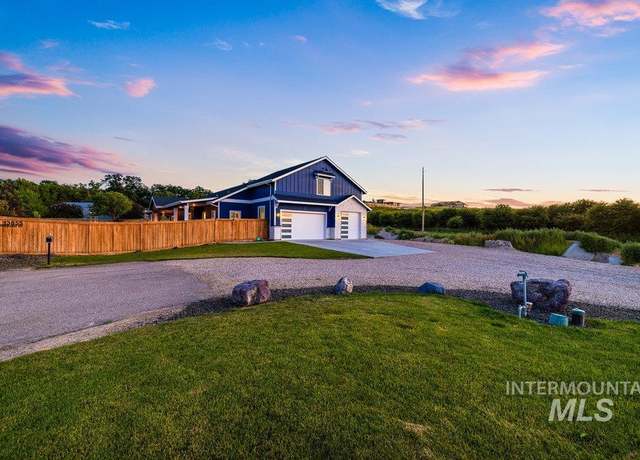 Property at 13855 Riverside Rd, Caldwell, ID 83607, 4 beds, 2.5 baths