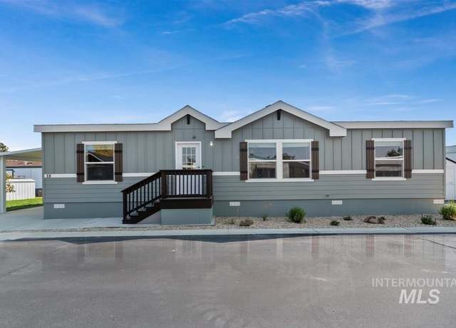 Property at 914 N Midland Blvd #18, Nampa, ID 83651, 3 beds, 2 baths