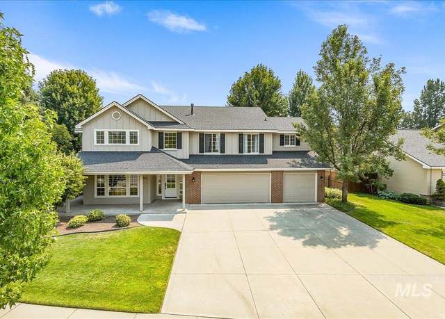 Property at 553 E Brookwood Dr, Eagle, ID 83616, 4 beds, 3 baths