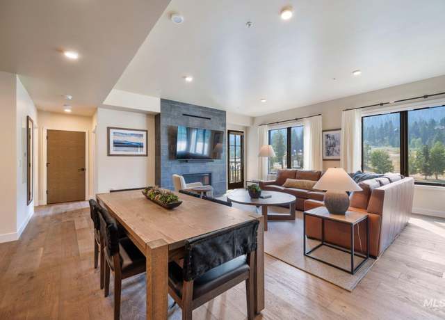 Property at 700 Village Dr #303, Donnelly, ID 83615-0000, 2 beds, 2.5 baths