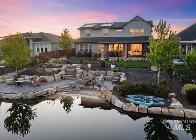 Property at 519 S Prospector Ln, Eagle, ID 83616, 5 beds, 3.5 baths