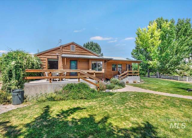 Property at 2513 E 3800 N, Twin Falls, ID 83301, 2 beds, 1 bath