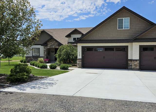 Property at 127 S 160 W, Jerome, ID 83338, 3 beds, 2 baths