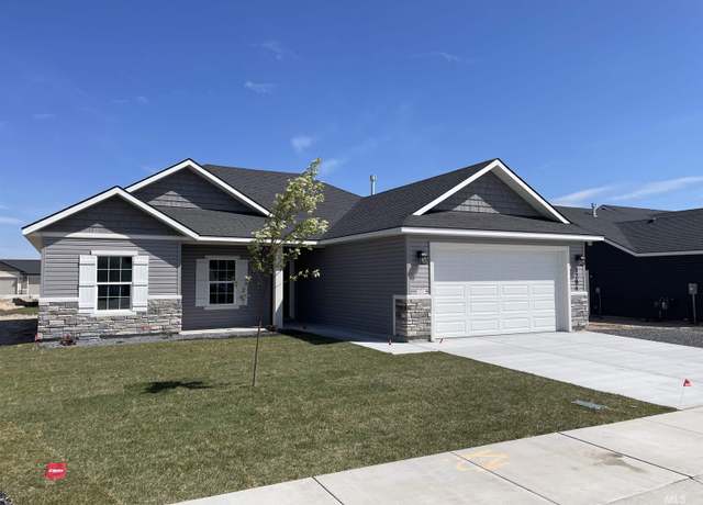 Property at 1284 Terra Ave, Twin Falls, ID 83301-5999, 4 beds, 2 baths