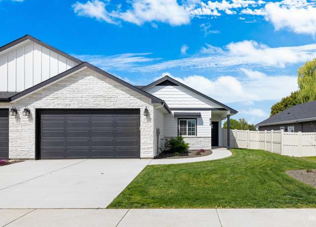 Property at 875 N 14th St, Payette, ID 83661, 3 beds, 2 baths