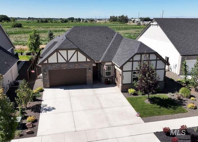 Property at 8237 W Corinthia St, Eagle, ID 83616, 3 beds, 2 baths