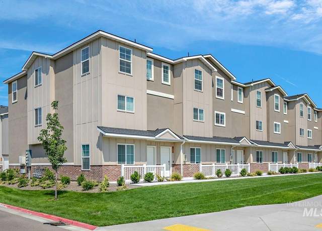 Property at 4044 W Ski Jump Ln, Meridian, ID 83642, 6 beds, 5 baths