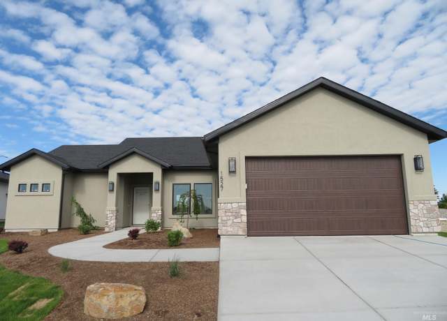 Property at 1527 Lagoon Ln, Twin Falls, ID 83301, 4 beds, 2 baths