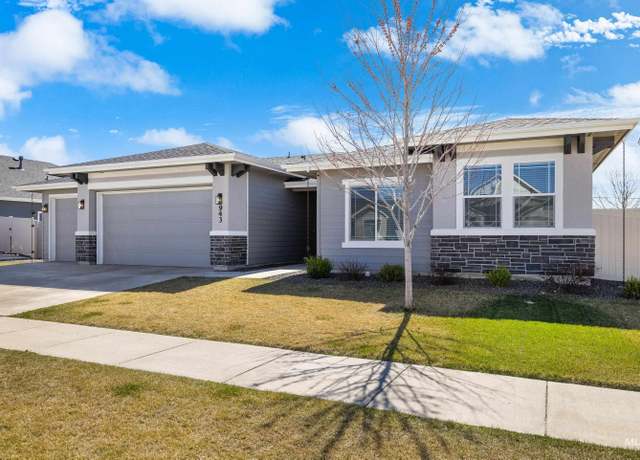Property at 943 E Whitetail St, Kuna, ID 83634, 3 beds, 2 baths