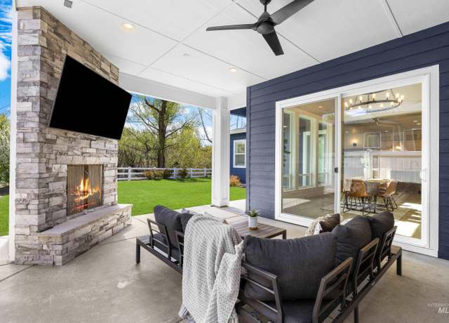Property at 7997 W Suttle Lake Dr, Boise, ID 83714, 4 beds, 4.5 baths