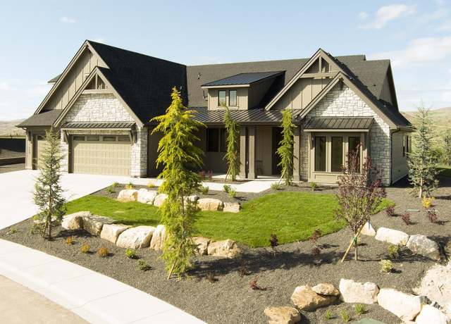 Property at 11669 N 17th Way, Garden City, ID 83714, 5 beds, 4 baths