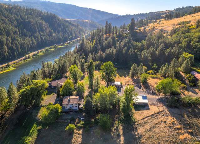 Property at 34 and 134 Bear Paw Ln, Lenore, ID 83541, 4 beds, 3 baths