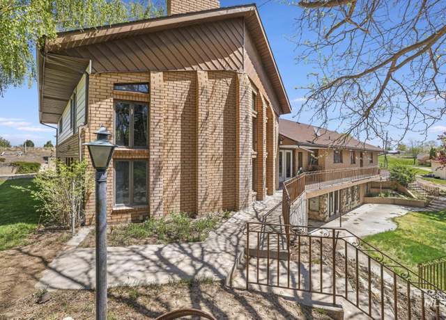 Property at 569 Spring Creek Rd, Burley, ID 83318-5425, 5 beds, 3 baths