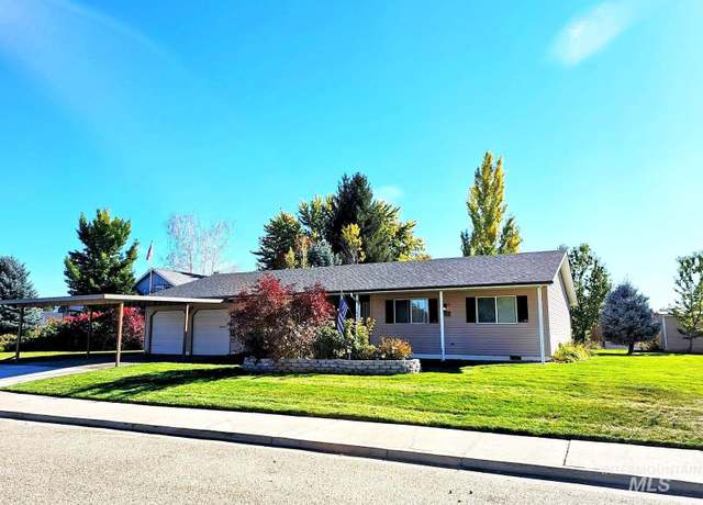 Property at 1940 Uehlin Dr, Payette, ID 83661, 3 beds, 2 baths