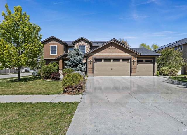 Property at 1242 E Tuttle St, Meridian, ID 83646, 5 beds, 3.5 baths