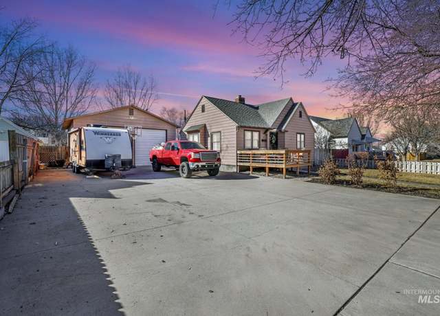 Property at 173 Fillmore St, Twin Falls, ID 83301, 4 beds, 2 baths