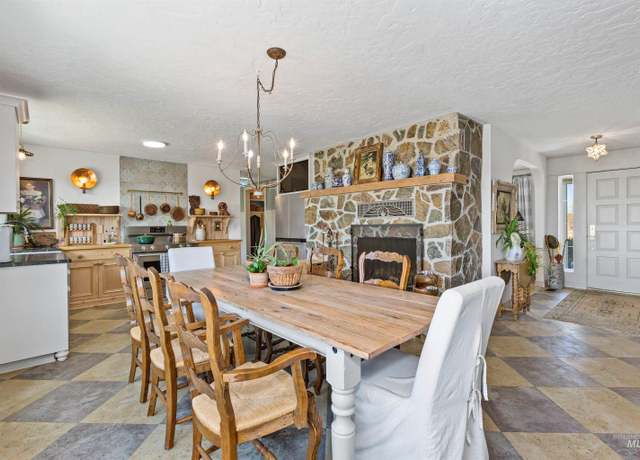 Property at 391 Snowmoody Way, Ontario, OR 97914, 4 beds, 3.5 baths