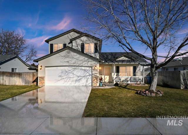 Property at 404 N Copper River Dr, Nampa, ID 83651, 3 beds, 2.5 baths