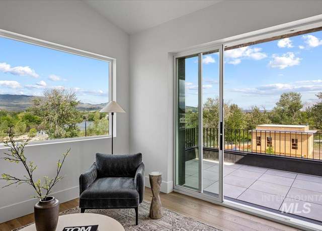 Property at 343 E Palapa Ln, Garden City, ID 83714, 3 beds, 3.5 baths
