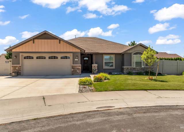 Property at 2153 Settlers Ln, Twin Falls, ID 83301, 3 beds, 2 baths