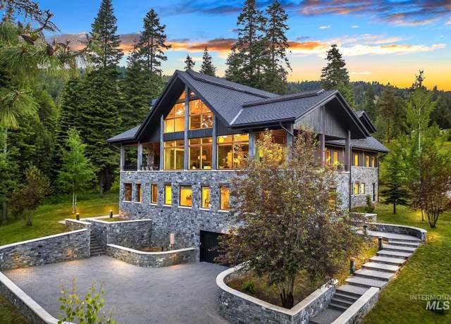 Property at 433 Sugarloaf Pl, Donnelly, ID 83615, 4 beds, 6.5 baths
