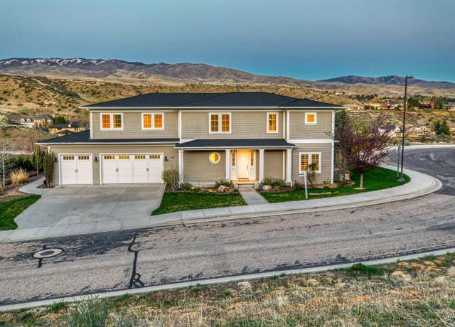 Property at 567 W Paso Fino, Boise, ID 83702, 4 beds, 2 baths