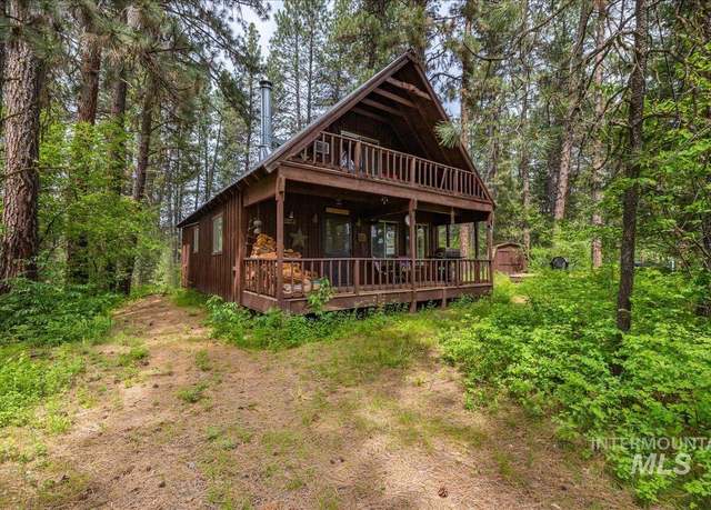 Property at 2 Tall Pine Dr, Garden Valley, ID 83622, 2 beds, 2 baths