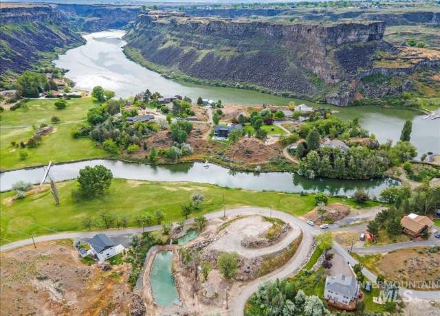 Property at 653 Canyon Dr, Twin Falls, ID 83301
