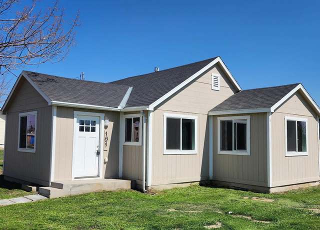 Property at 101 E Park Ave, Parma, ID 83660, 3 beds, 1 bath