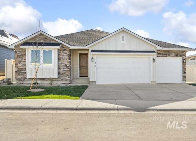 Property at 2731 Soulen Dr, Emmett, ID 83617, 3 beds, 2 baths