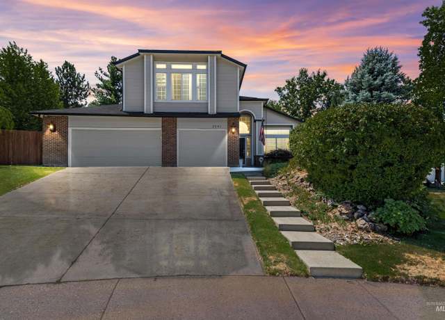 Property at 3541 E Pecan St, Boise, ID 83716, 3 beds, 2 baths